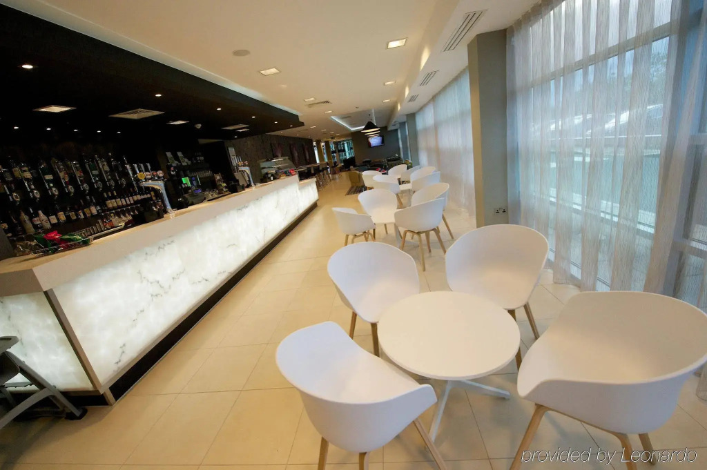 Holiday Inn Southend by IHG