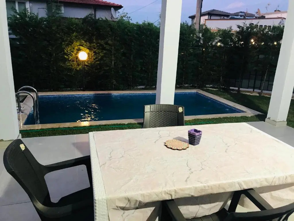 Sapanca Manzara Villa 2 Isıtma Havuzlu