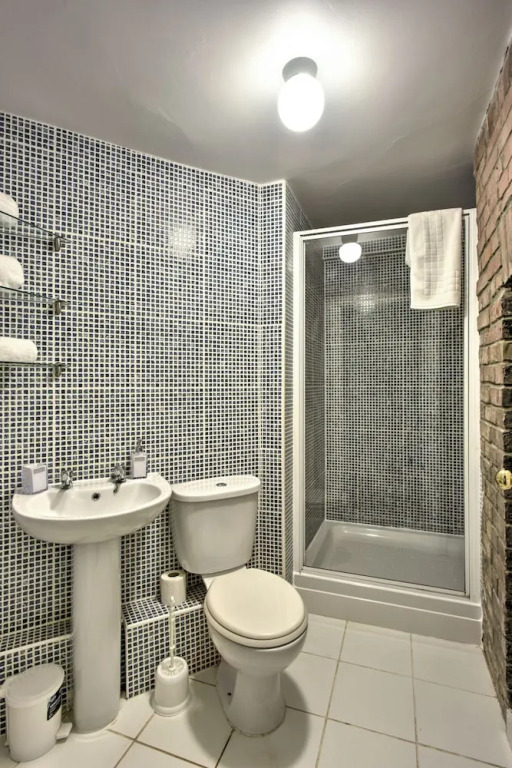 Karah Suites Friarn Lawn