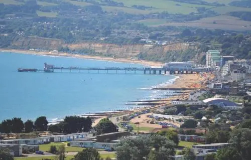 87 Sandown Bay Holiday Centre