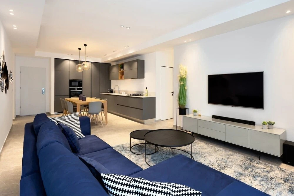 Spacious 4Br Heart Of Tel Aviv Holyguest