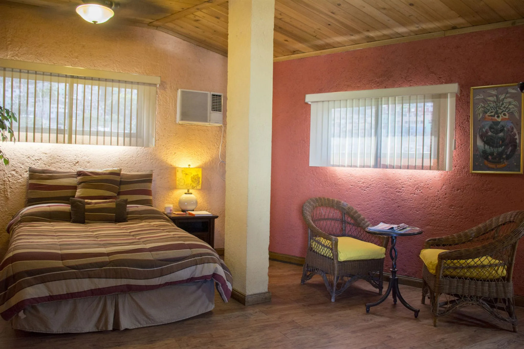 B & B Comfy Inn