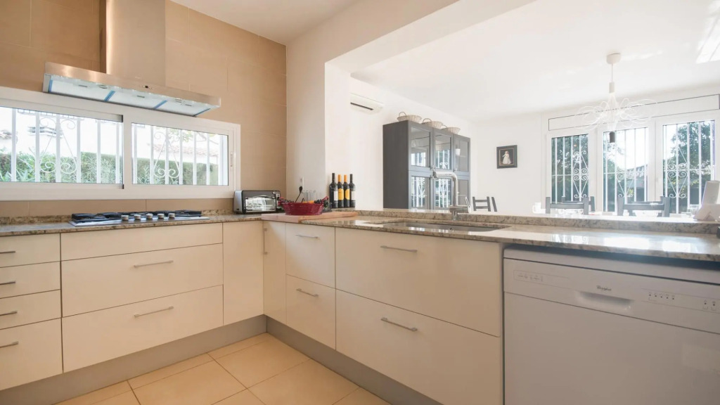 Th11 Villa in Cambrils con Piscina