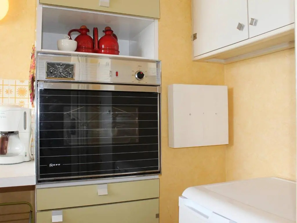 Appartement Villeneuve-Loubet, 1 pièce, 2 personnes - FR-1-252A-8