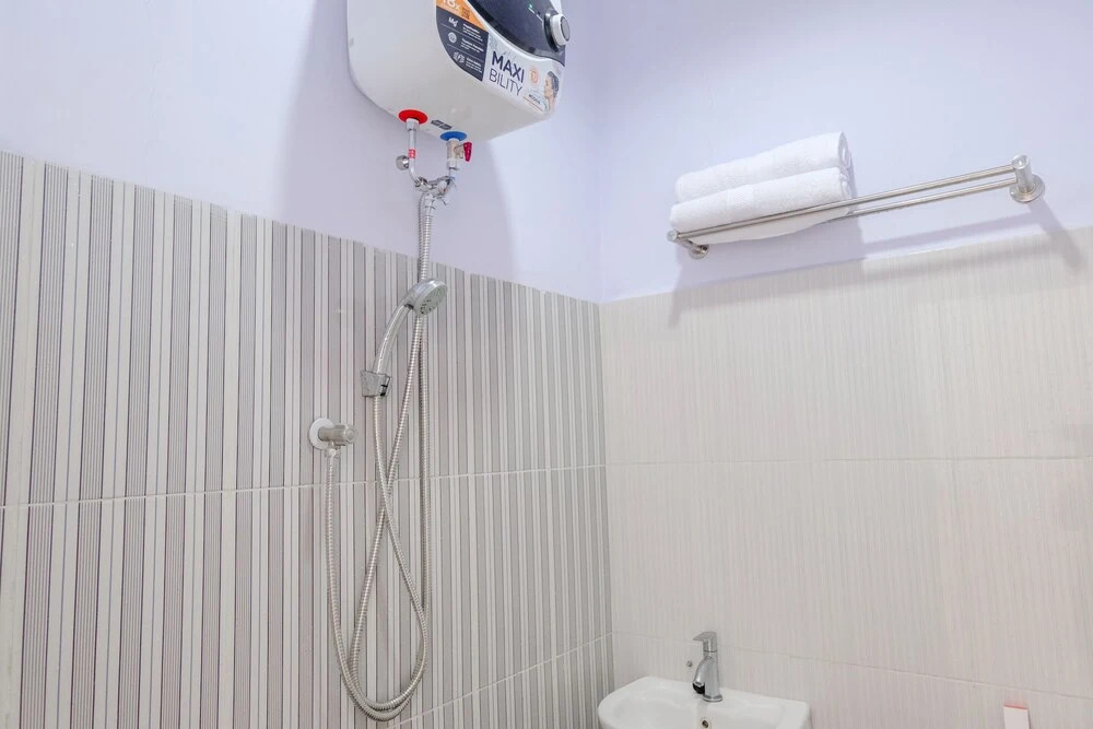 J3 Residence Syariah by OYO Rooms