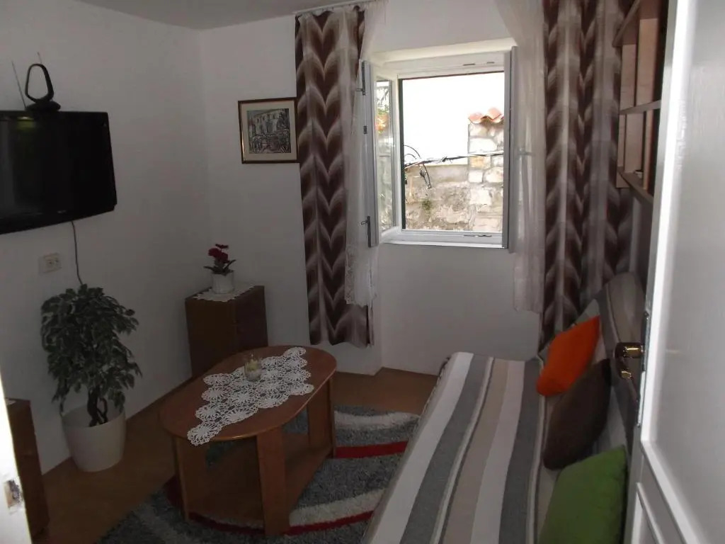 Neda apartment