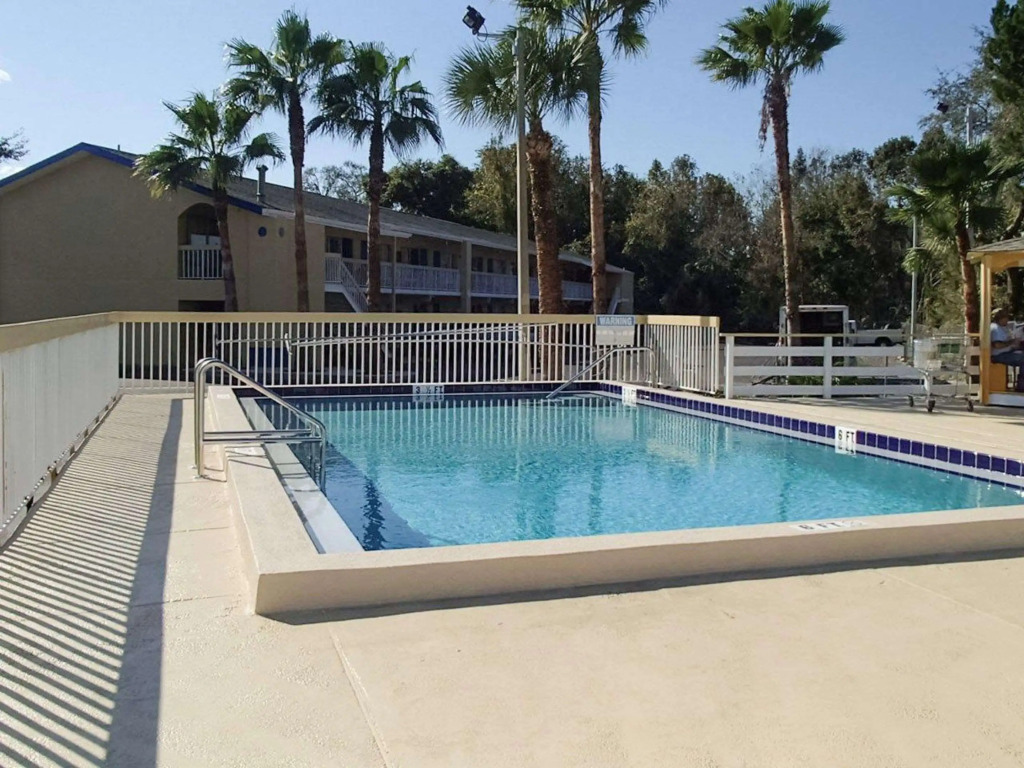 Rodeway Inn Leesburg Chain of Lakes