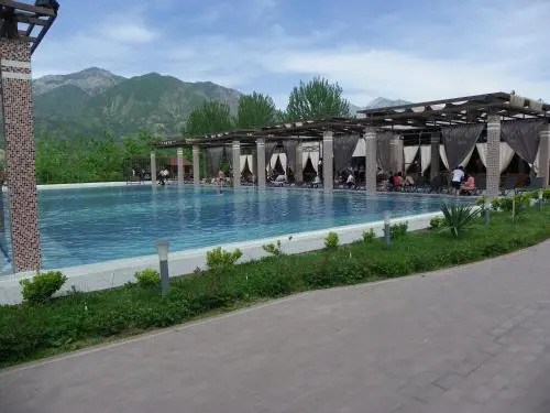 Charos Deluxe Resort & Spa