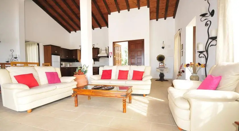 Villa Karydia