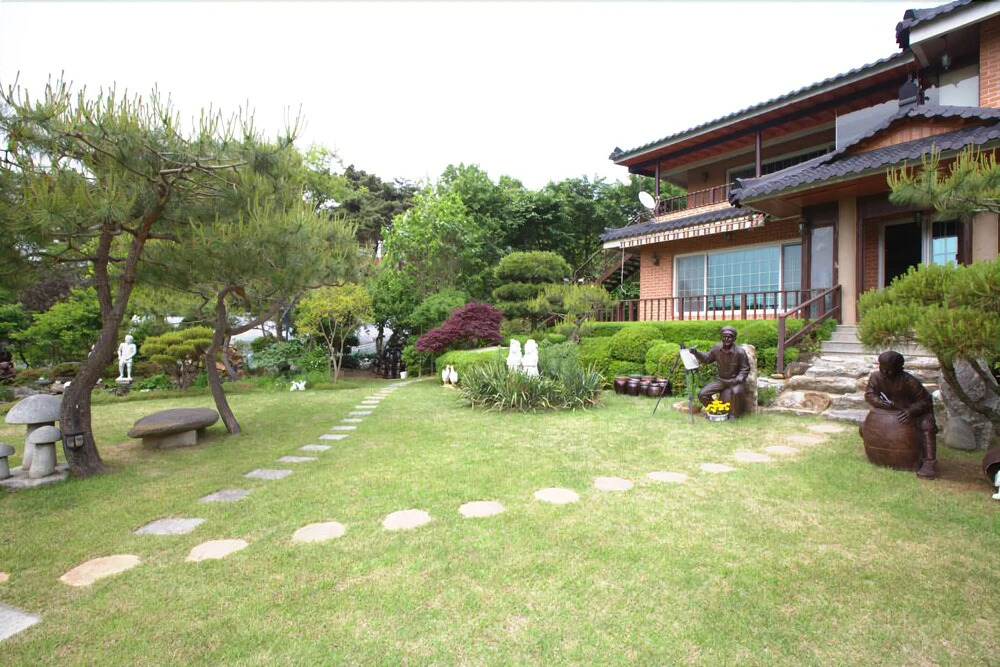 Ganghwa Prairie Home Pension
