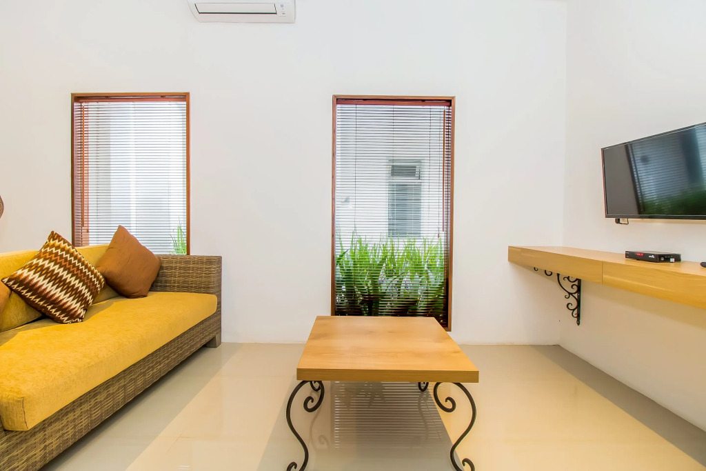 Anza Hotel by OYO Rooms