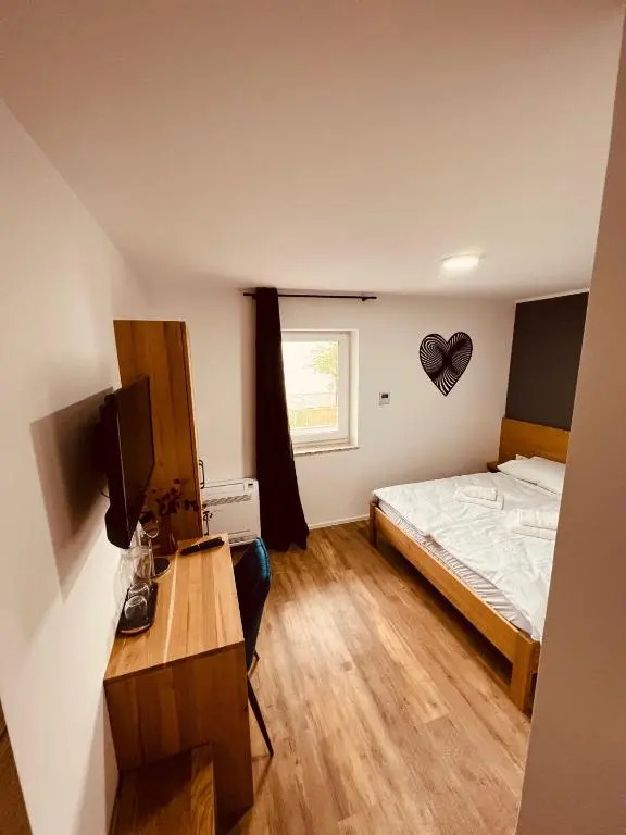 PJ Hotel Cerklje