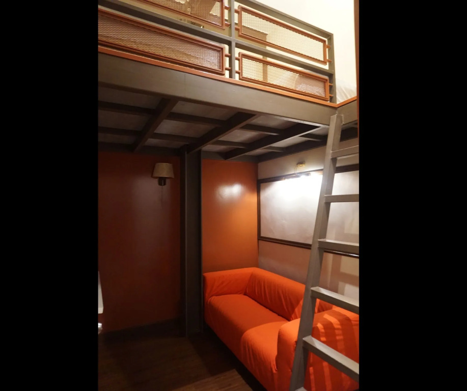 Travel Hub Guesthouse