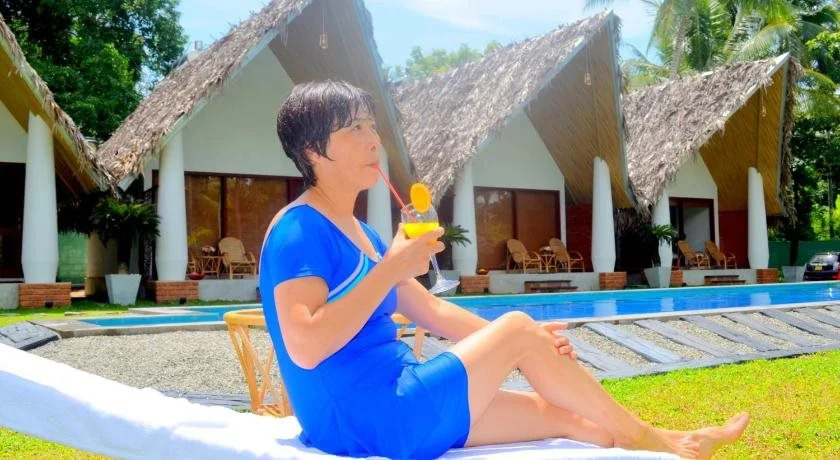 Airport resort