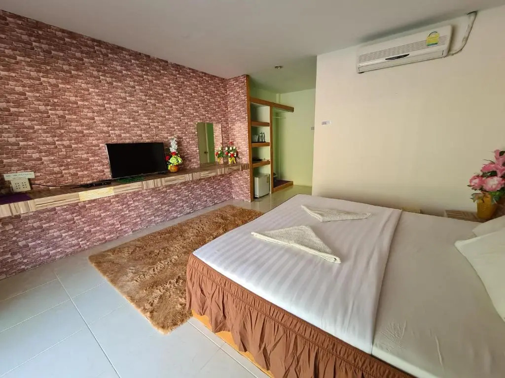 Phutawan Resort