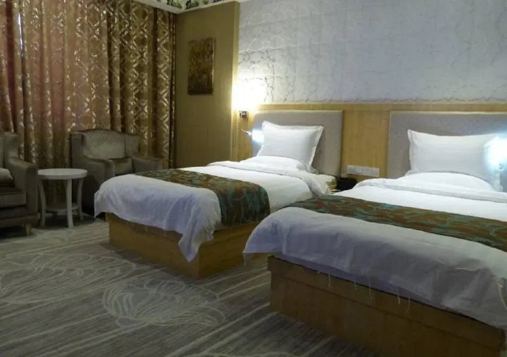 Tianzhu Mountain Buckingham Palace Hotel