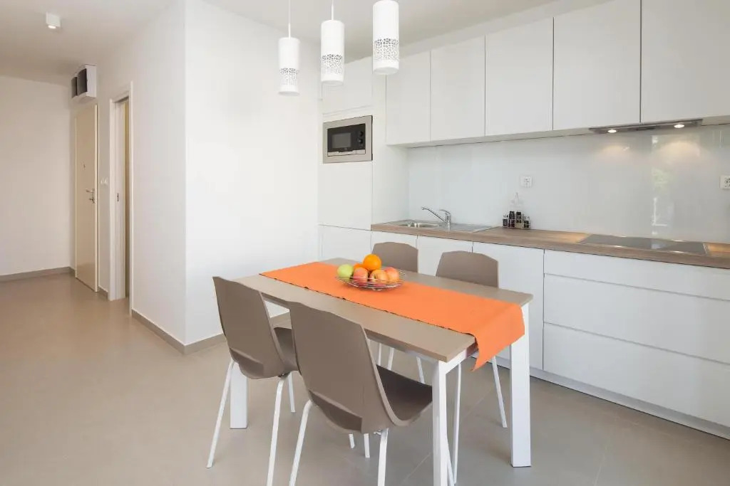 Apartments Alba 1