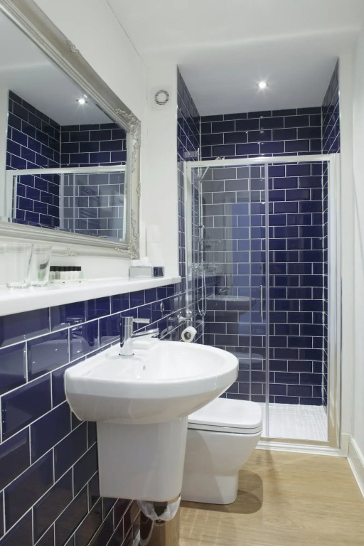 Hanover 71 Suites