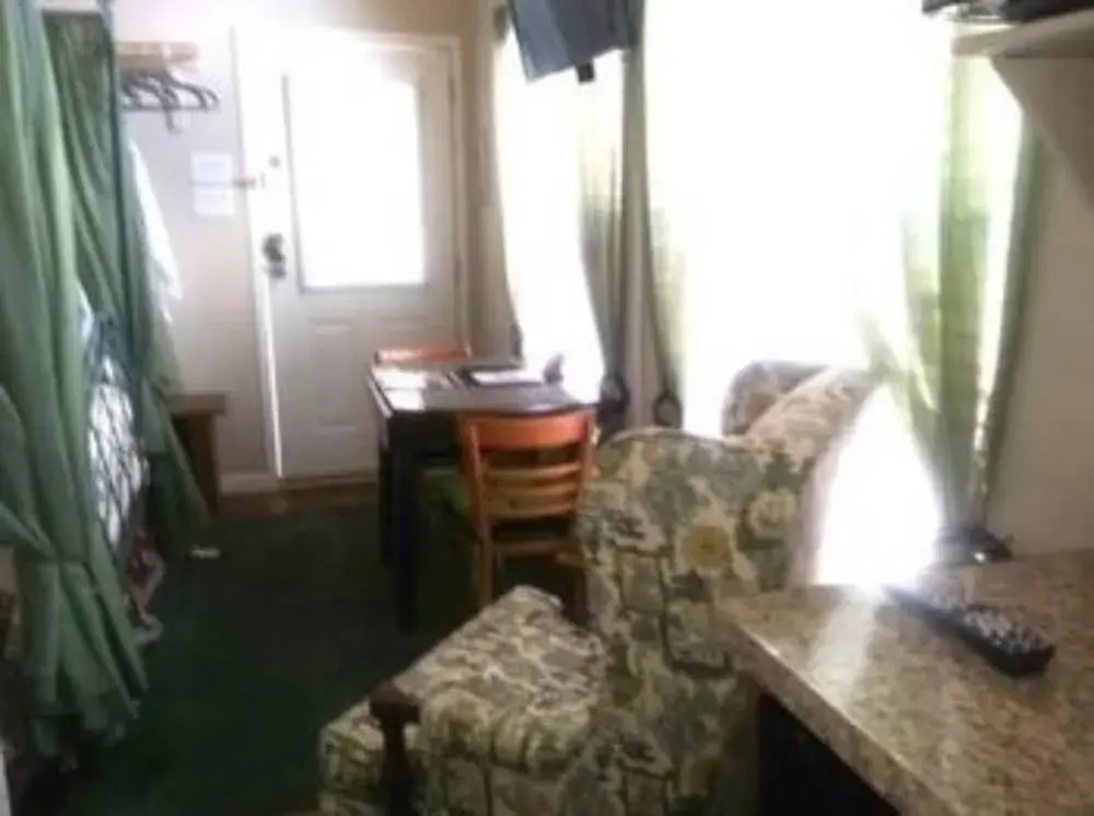 Old Irish Inn