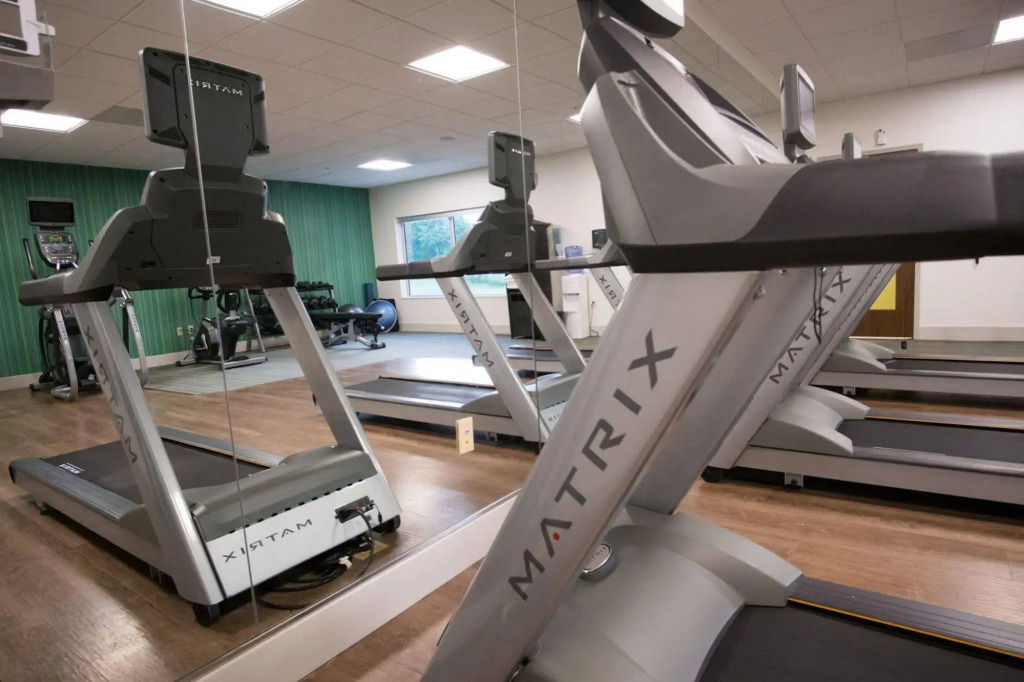 Holiday Inn Express & Suites Kingston-Ulster by IHG