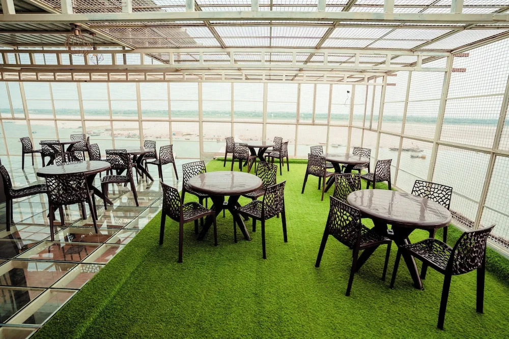 Hotel JSR Ganga Varanasi