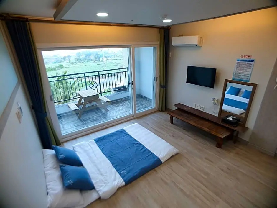 Twobitnalae Resort