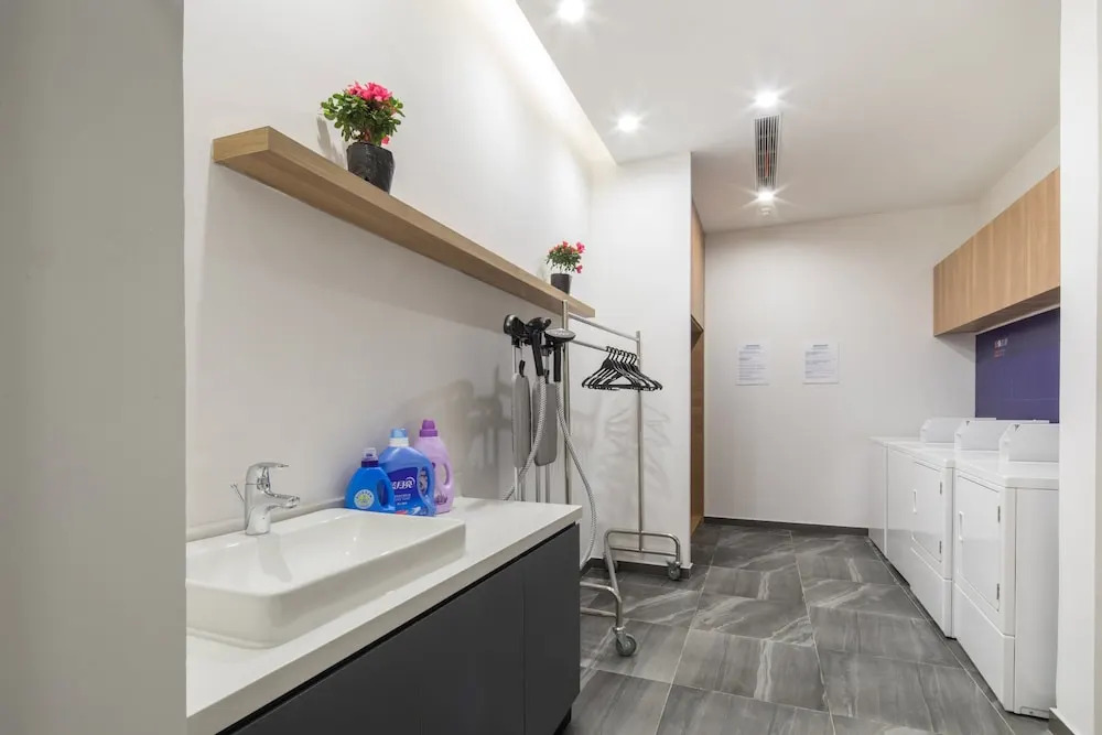 Holiday Inn Express Shanghai Tourism Zone