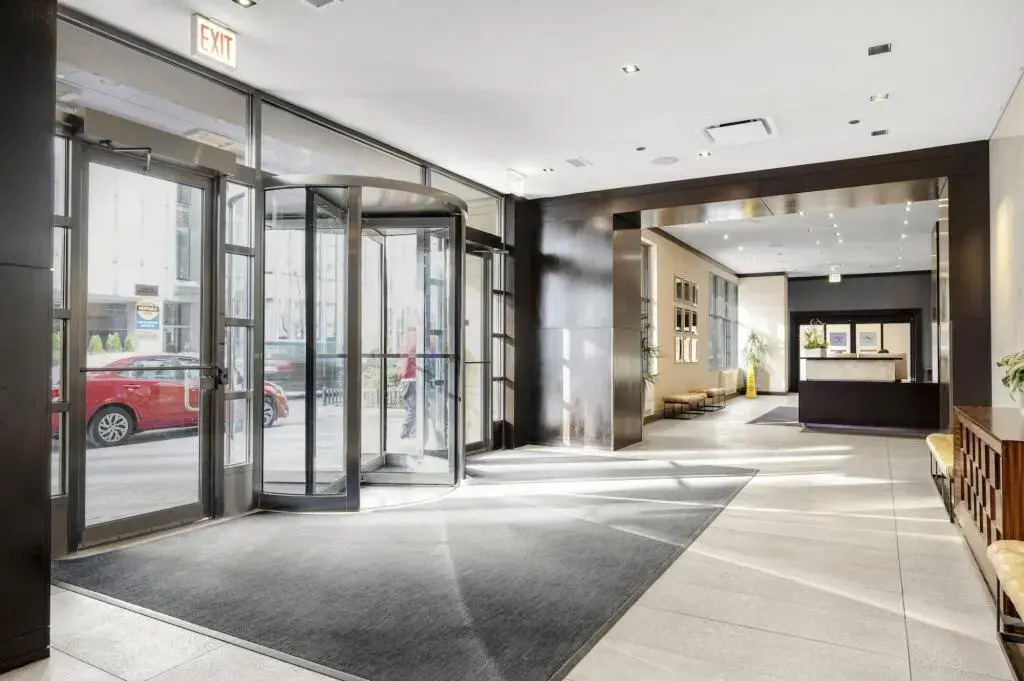 Suite Home Chicago At Coast