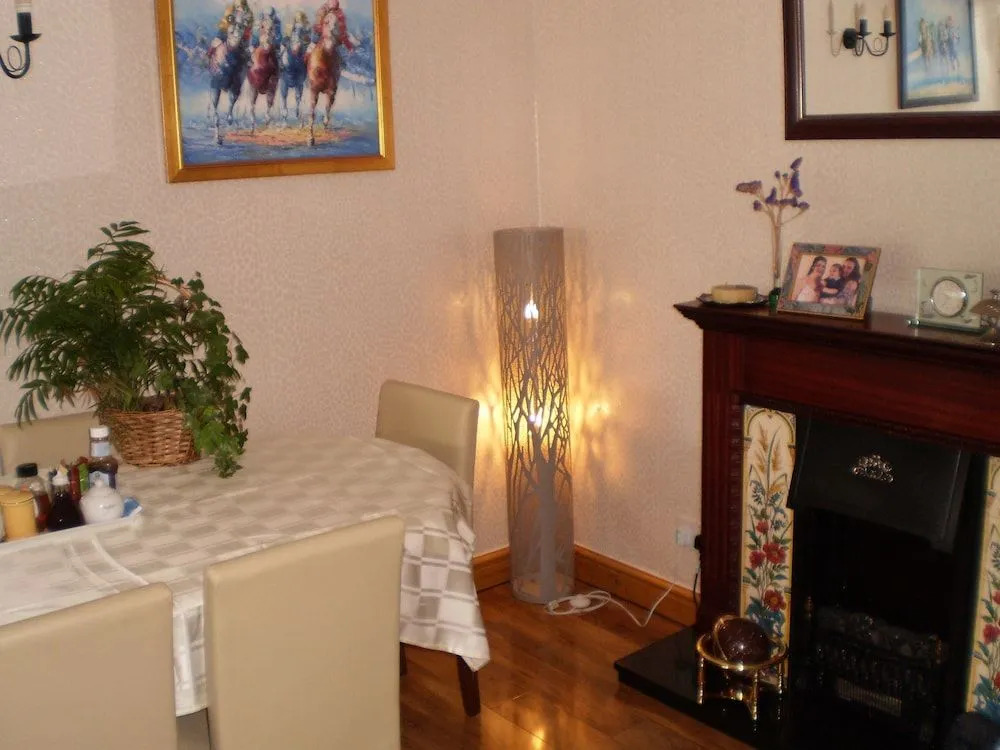 Sportsmans Lodge Bed and Breakfast