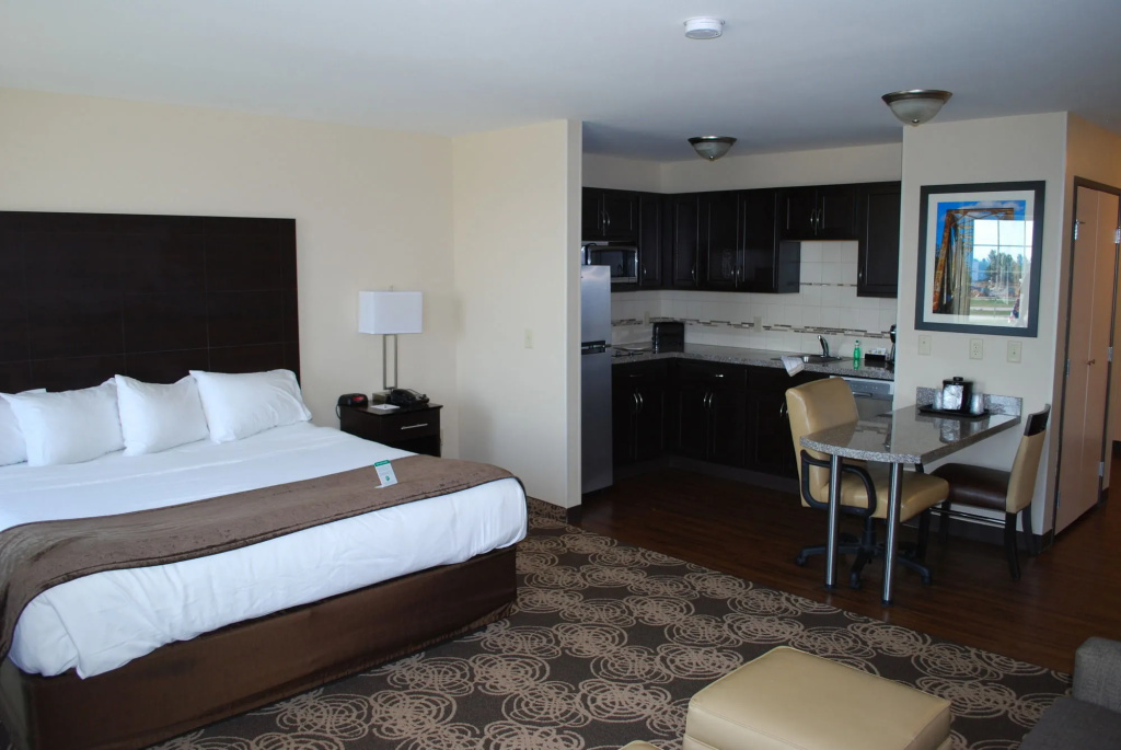 Landmark Suites - Williston
