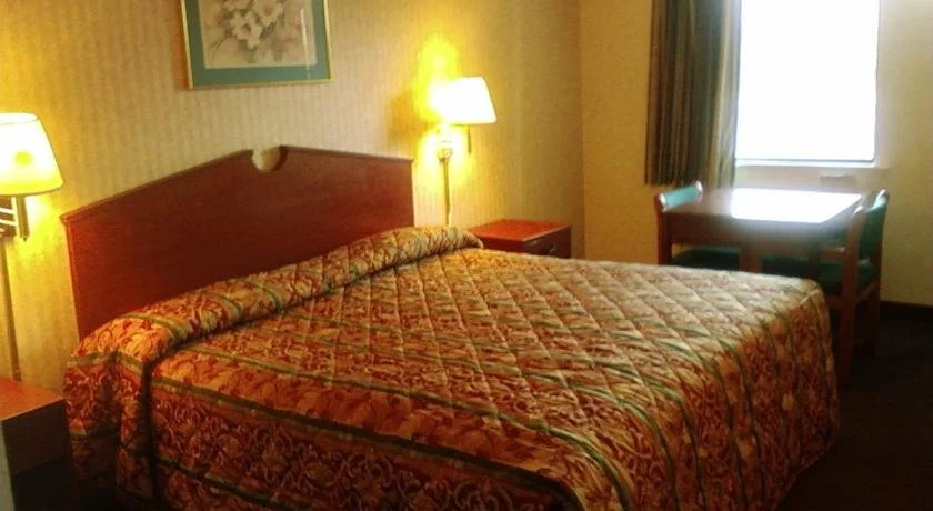 Economy Inn Express