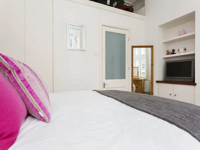 Veeve  2 Bedroom Flat On Dafforne Road Wandsworth