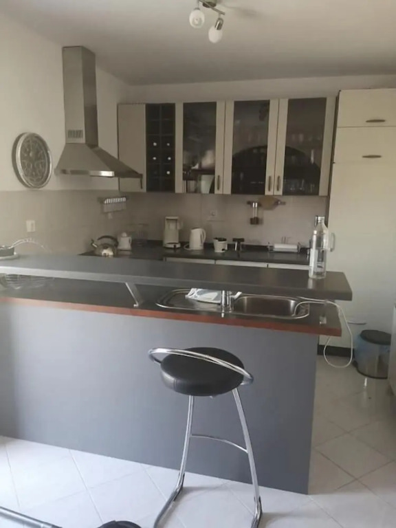 Boutique Apartment in villa with pool 2
