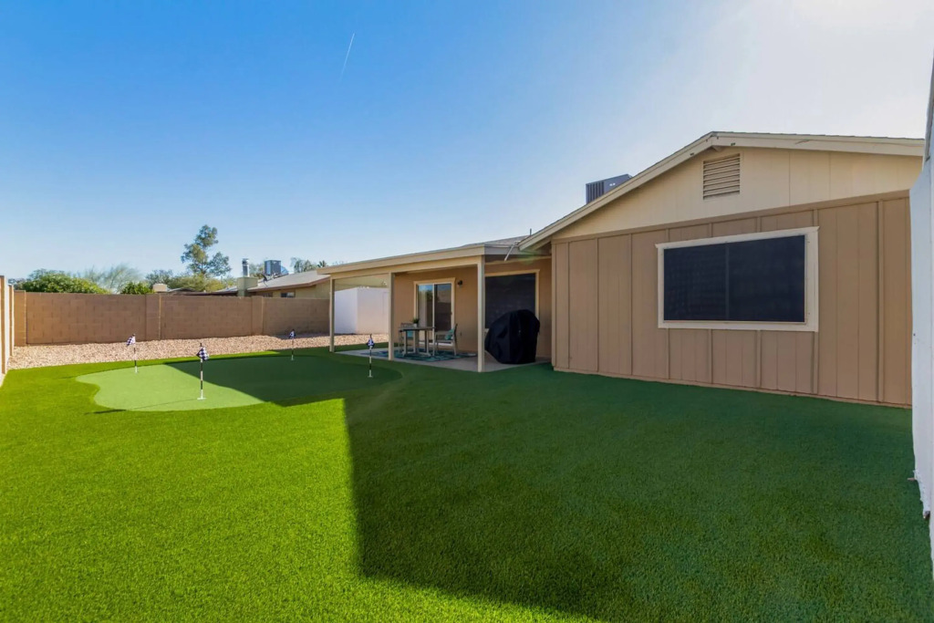 Stunning Hunter Single Family Home in the Heart of Mesa