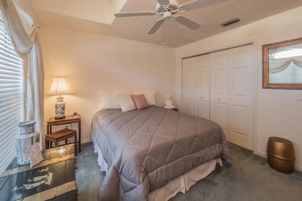 Lopez Lane 1302 by White Pelican VR