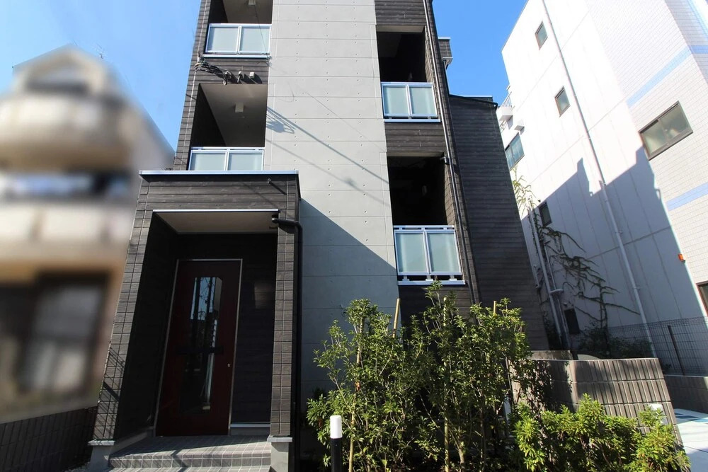 M 1 Tokyo Higashirokugo