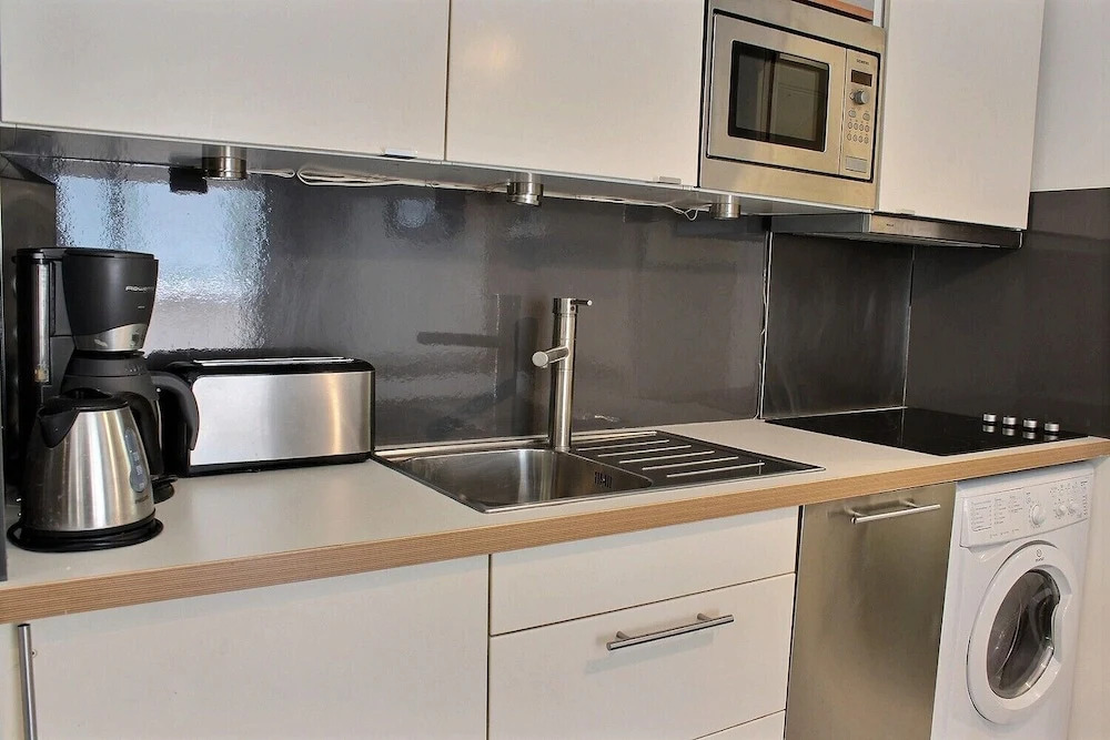 S05003 - Sophisticated Studio for 2 People in the Latin Quarter