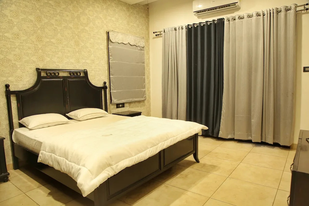 StayEden Luxurious 3BHK Home Theater