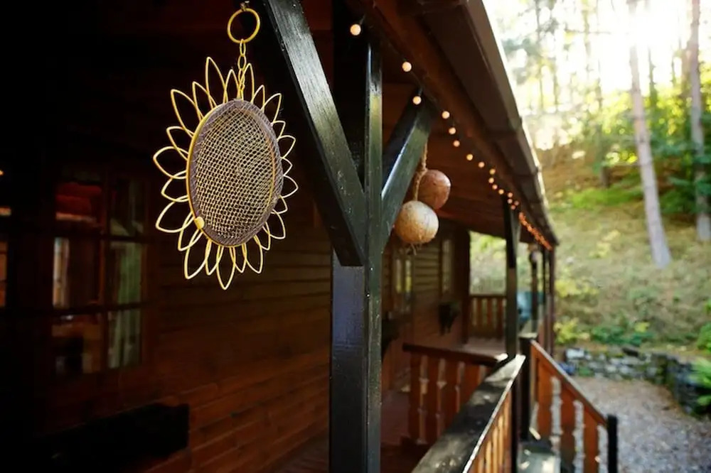 Twa Hoots Lodge