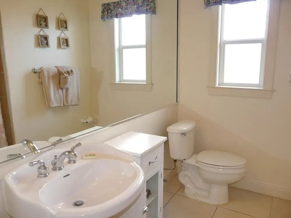 Pet-friendly waterside home with pool/steps to beach