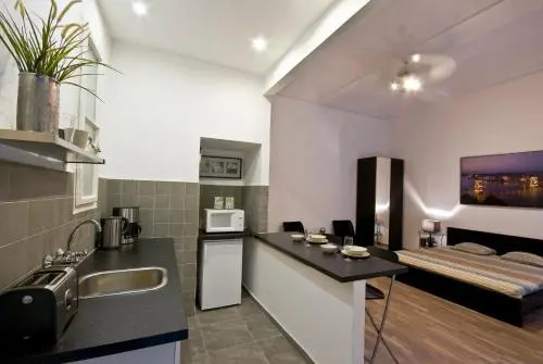 A&A Studio Apartments