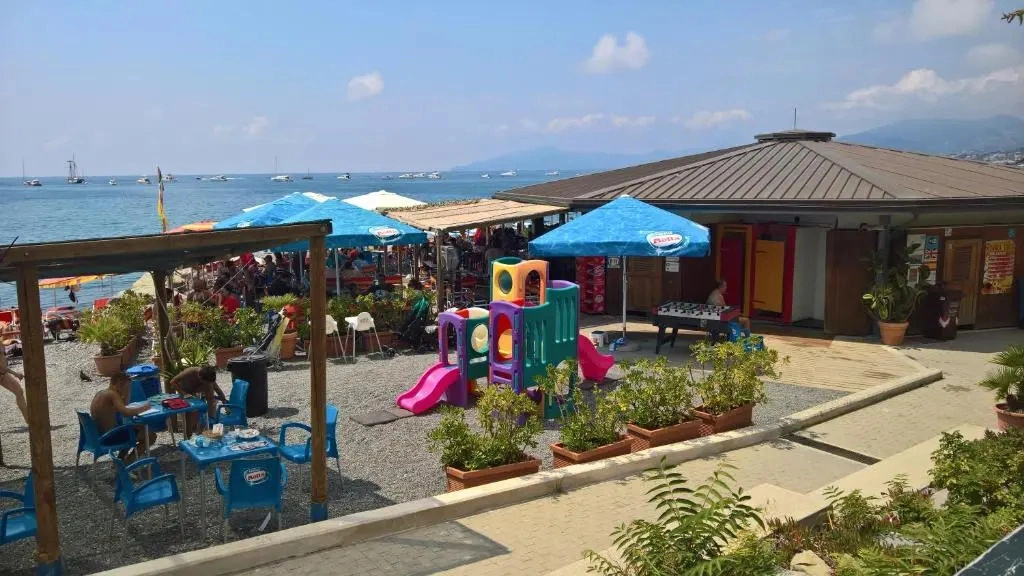 B&B Park&Beach Sestri Mare Family Studio