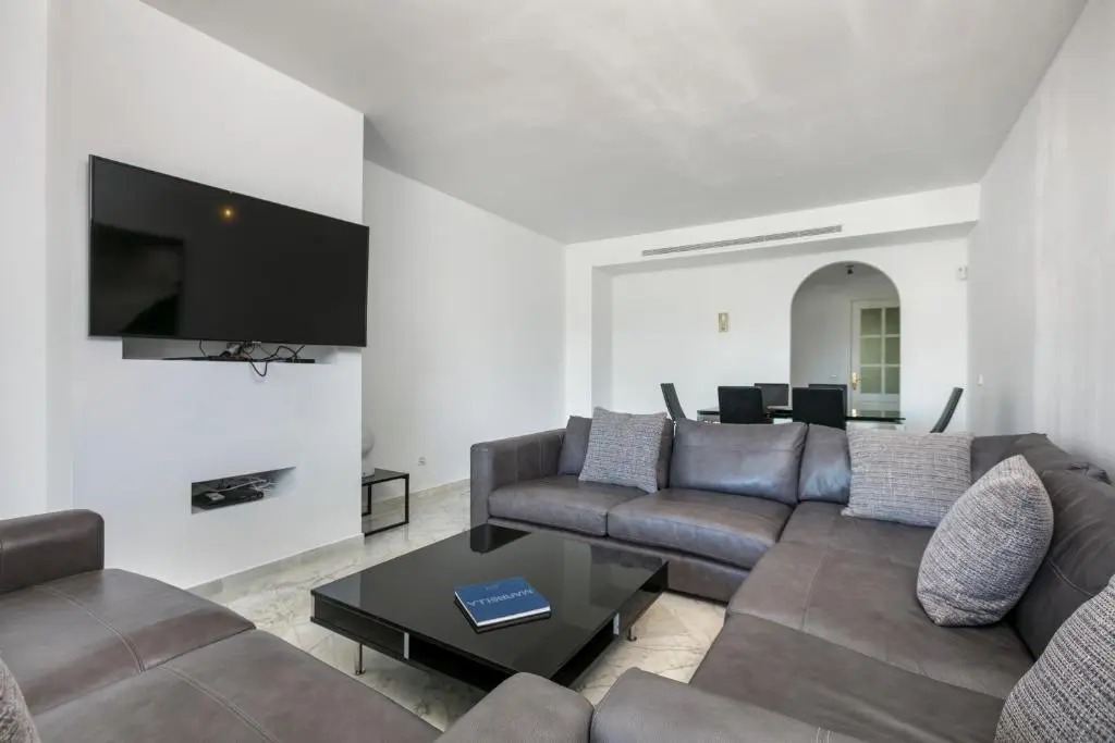Amazing Penthouse next to Beach & Puerto Banús - RDR216
