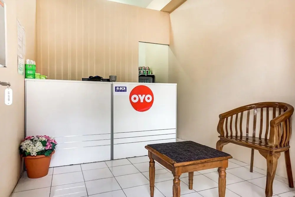 Hotel O Apartement Cibubur Village kaisar property Lobby B