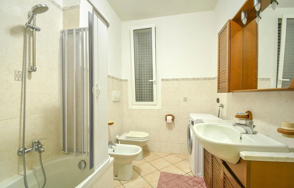 Nice Apartment in Sanremo With Wifi and 2 Bedrooms