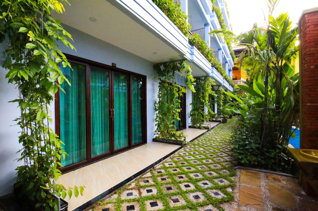 Chheng Residence