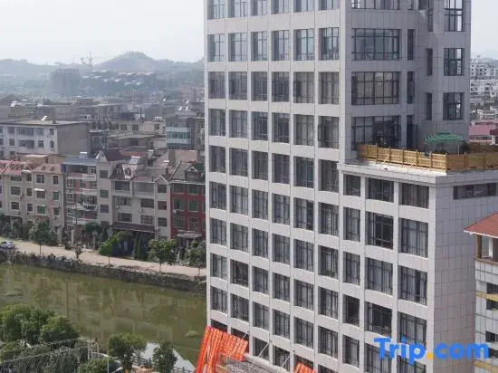 Yanshan Xinride Jingdian Hotel
