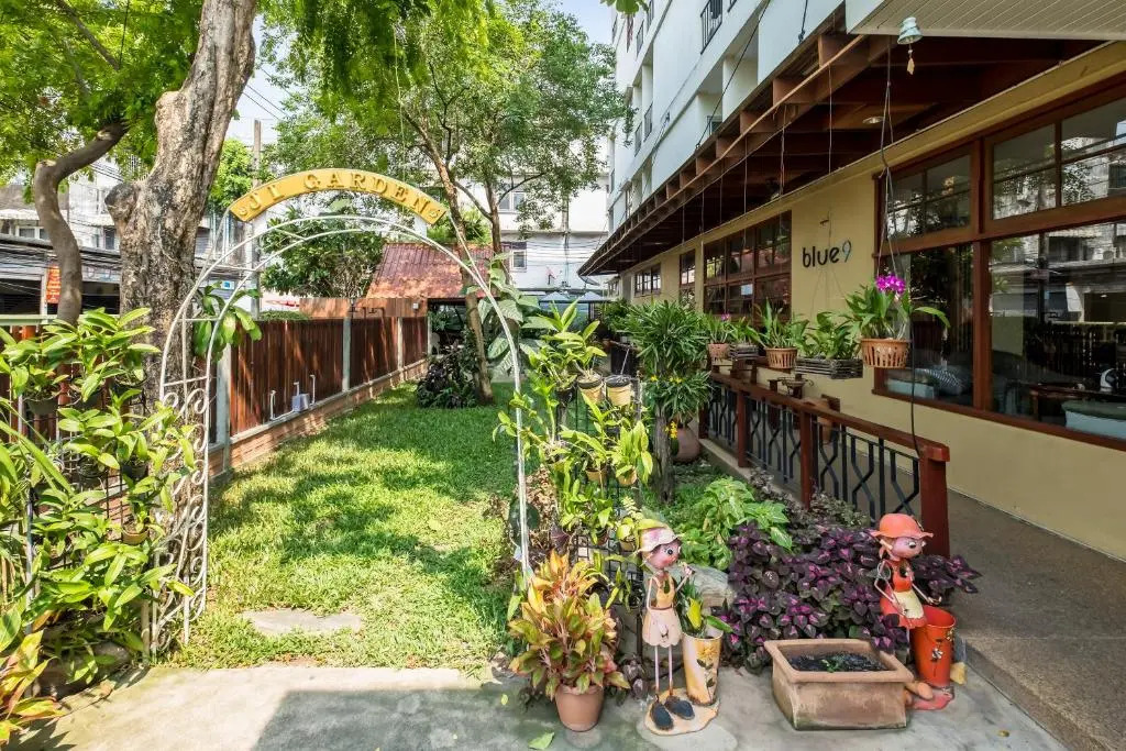 JL Bangkok Hotel