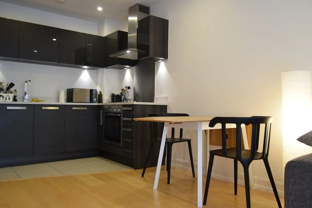 Modern 1 Bedroom Flat in East London