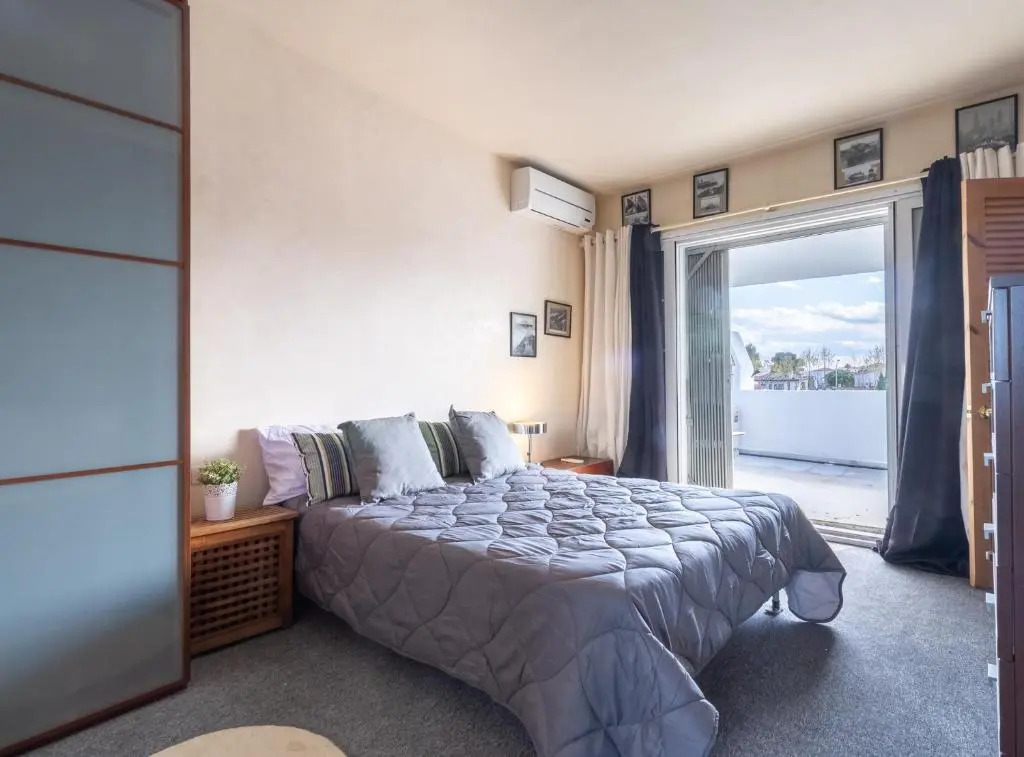 Goldhome - Currican 23